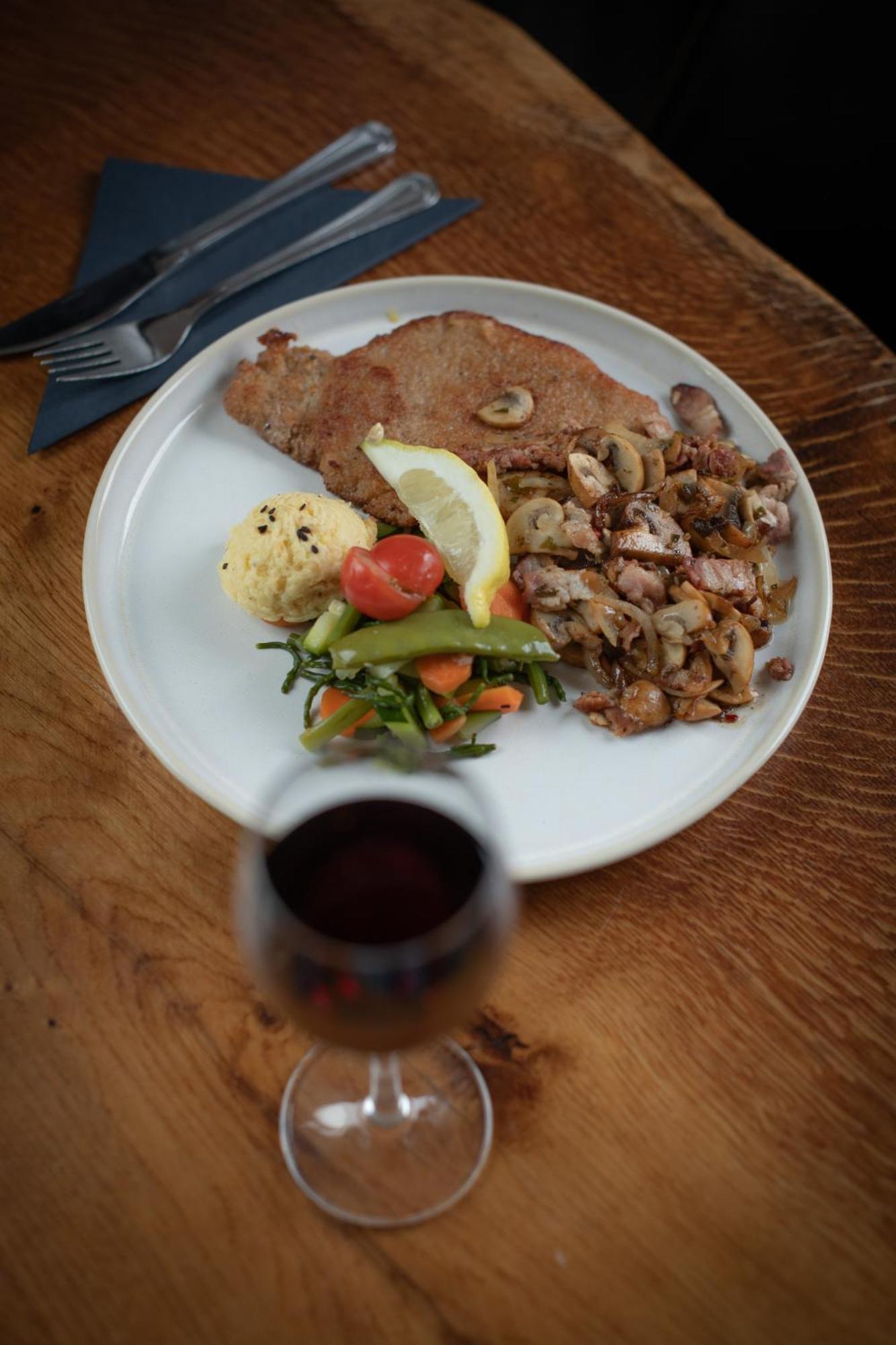 Eetcafe 't Overleg 3* Groede