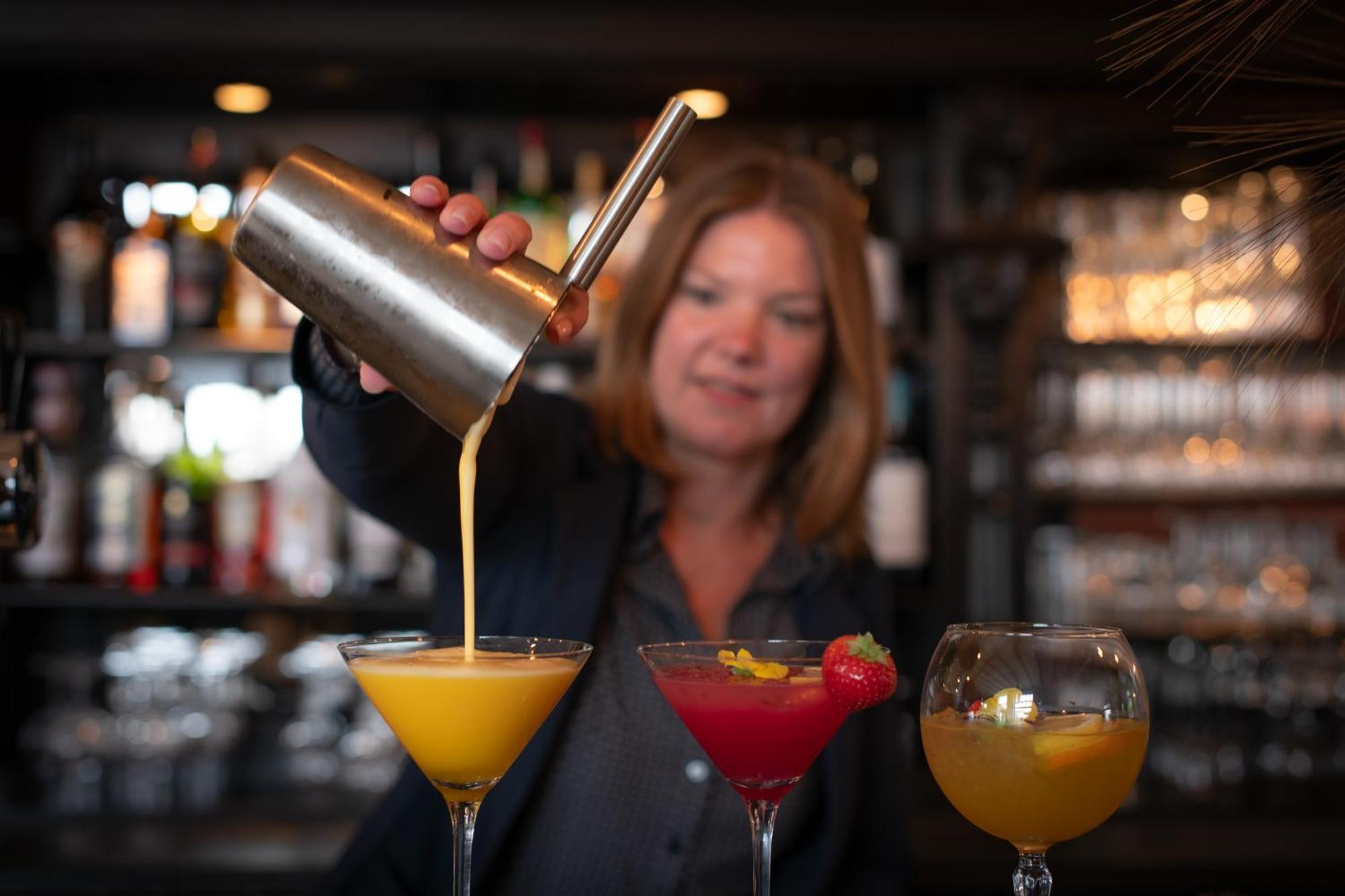 Eetcafe 't Overleg Hotel